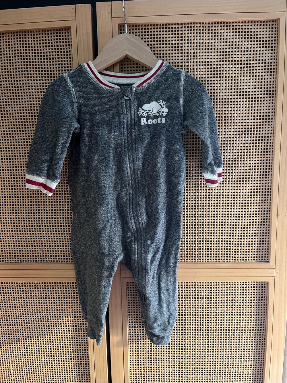 Roots 6-12M Onesie